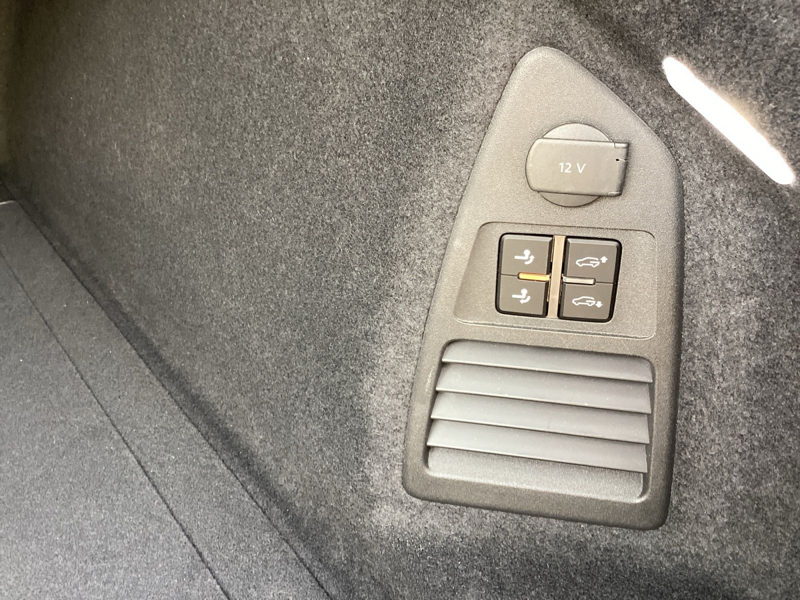 Volkswagen Touareg - Bild 23