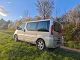 Opel Vivaro Tour Bus Camper Universalfahrz... - Opel Vivaro: Tour