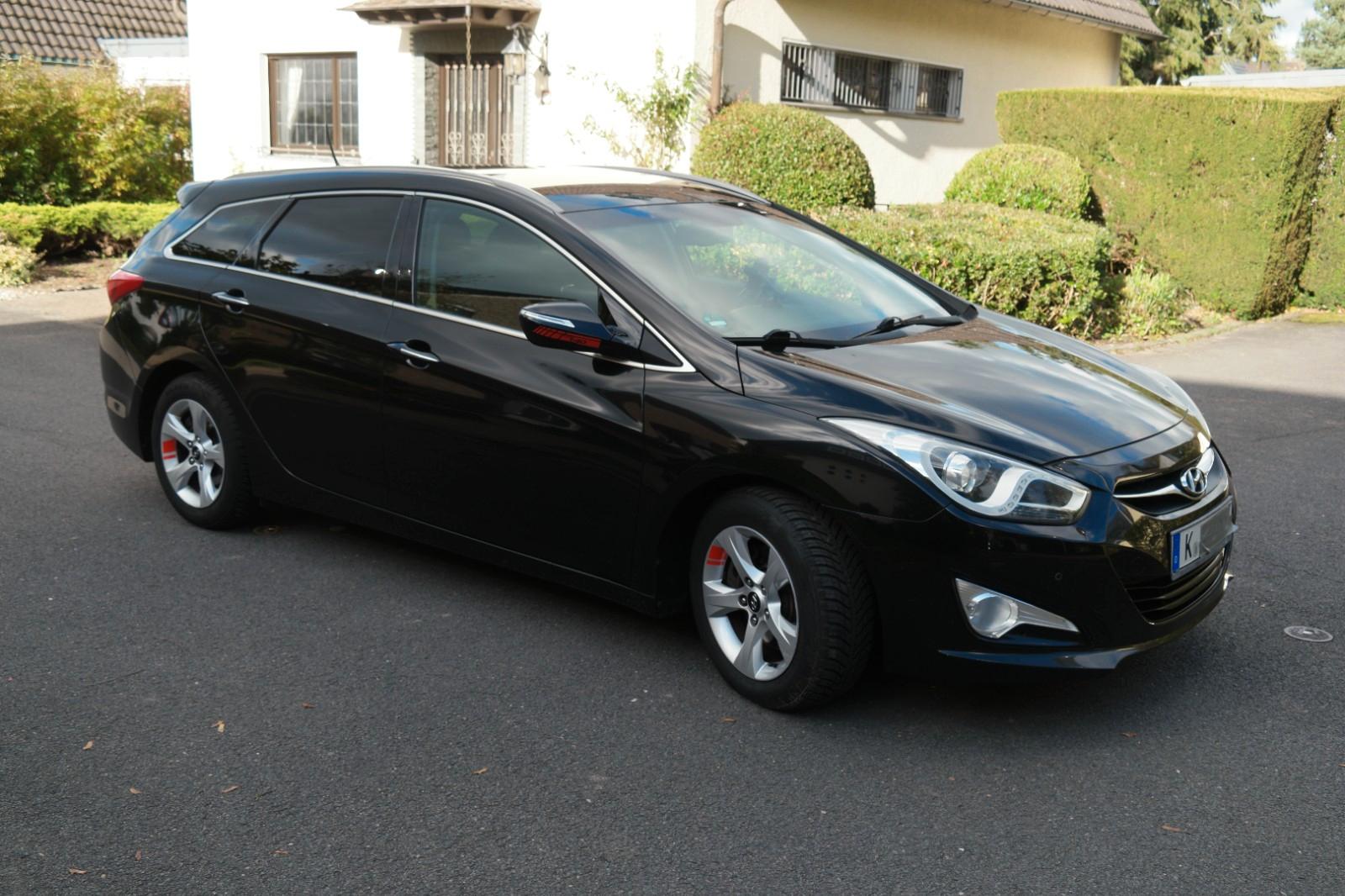 Hyundai i40, 2012