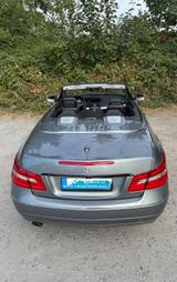 Mercedes-Benz E 200 Cabriolet E 200 BlueEFF. ELEGANCE ELEGANCE - Mercedes-Benz E 200 von privat