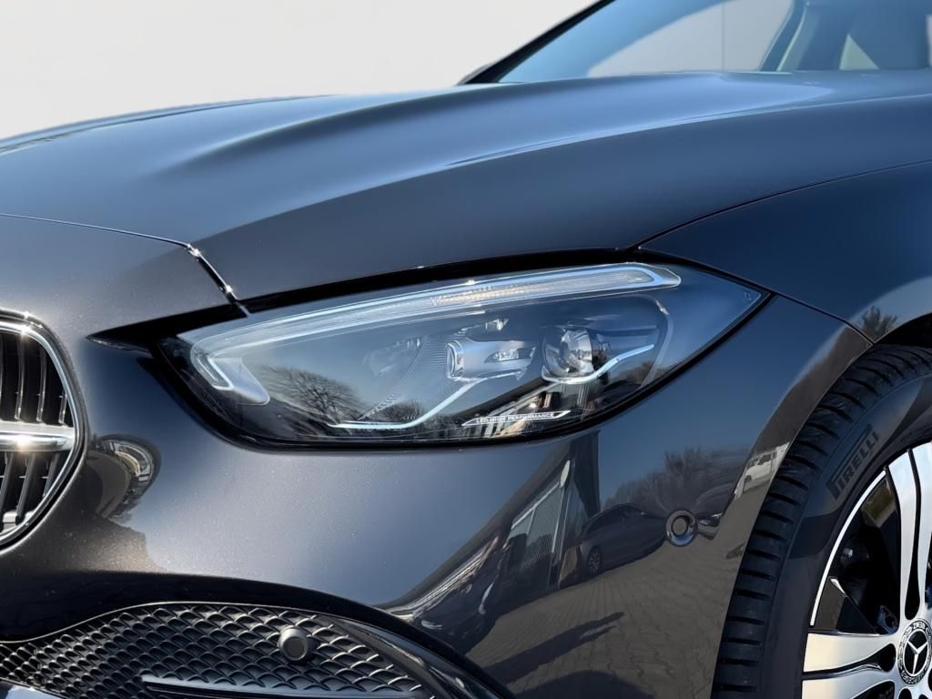 Fahrzeugabbildung Mercedes-Benz C 200 T Avantg. ACC HUD Keyless 360° Winterp.