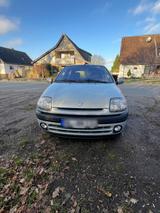 Renault Reno Clio 1,6 - Renault Clio mit Benzin-Antrieb: Kleinwagen, Automatik, 1.6