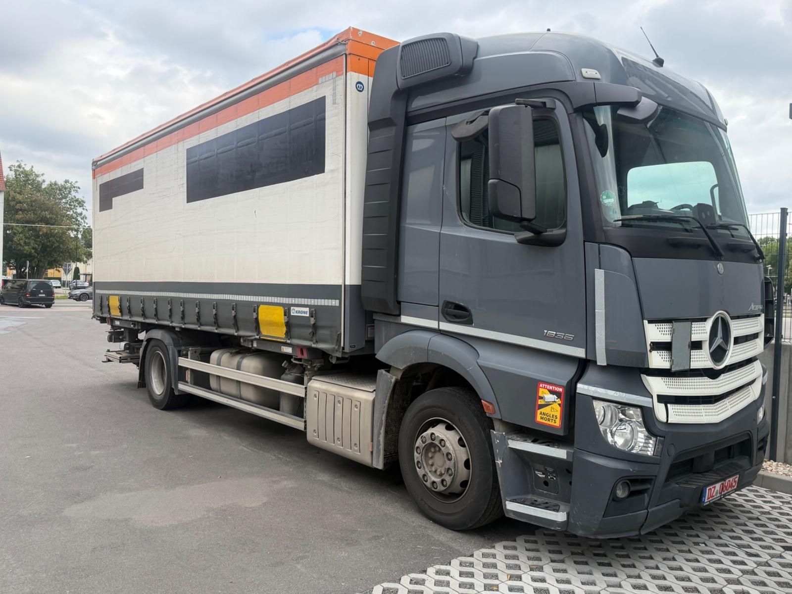 Mercedes-Benz Actros 1836 Wechselbrücke Plane/Spriegel     LBW
