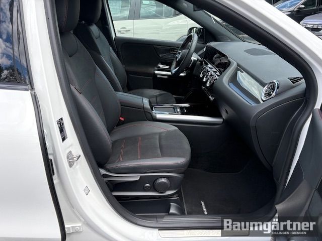 Fahrzeugabbildung Mercedes-Benz GLA 200 d AMG-Line 9G-Tronic Kamera/PDC/Sitzh.