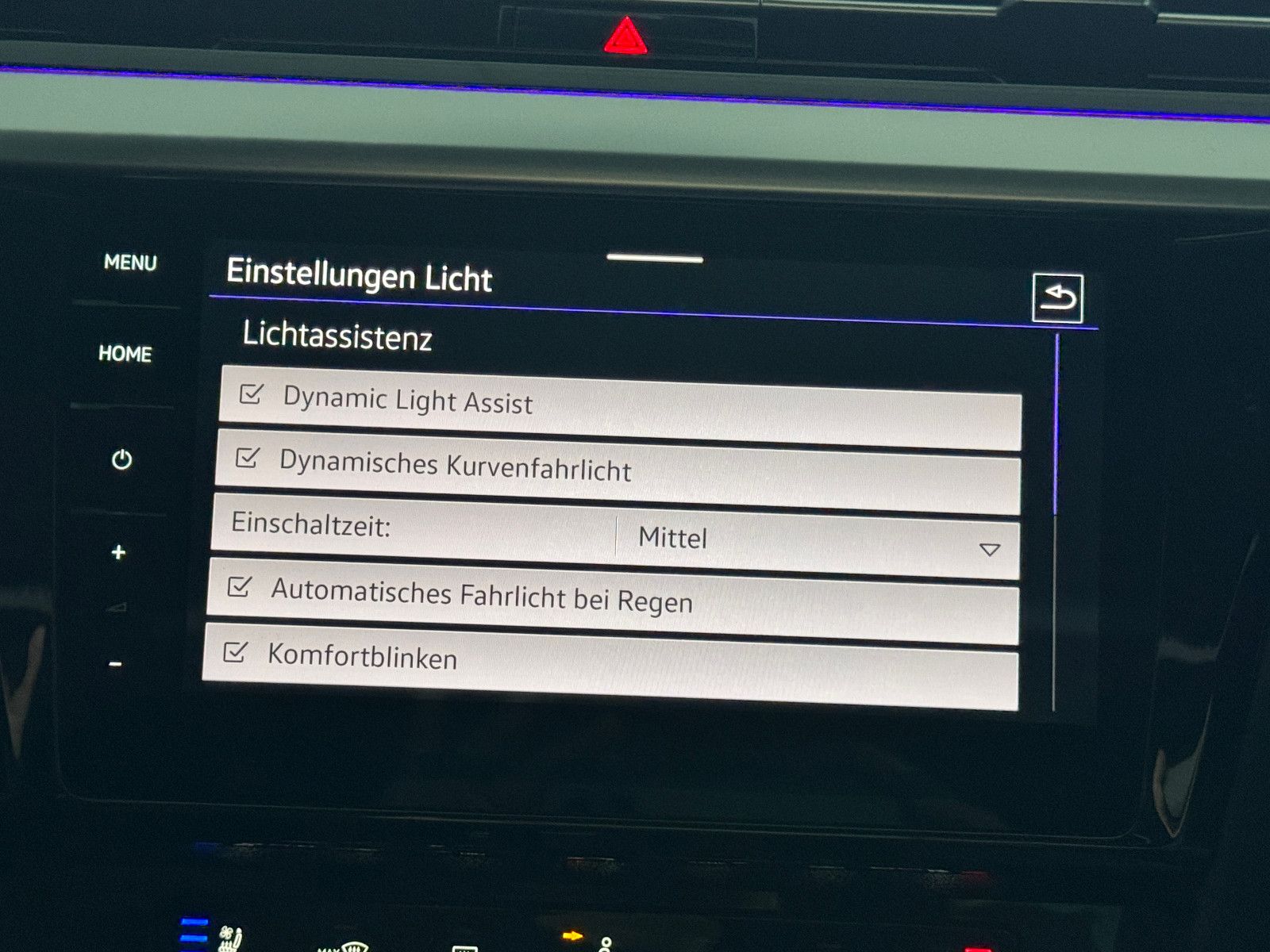 Fahrzeugabbildung Volkswagen ARTEON SB DSG ELEGANCE PANO IQ-LIGHT VW GARANTIE