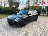 MINI Cooper Clubman Piano Black