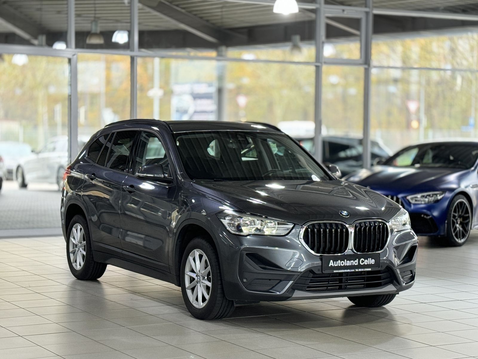 Fahrzeugabbildung BMW X1 sD18i DAB Parkassist Navi Geschwindigkeitsreg