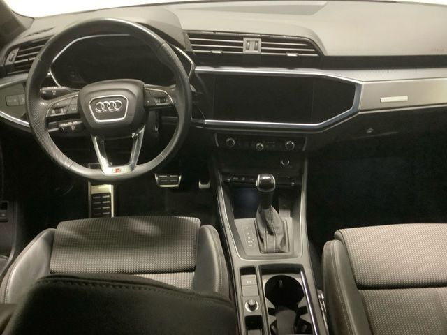 Q3 S line 45 TFSI e S tronic,LED,Navi Plus,S-lin