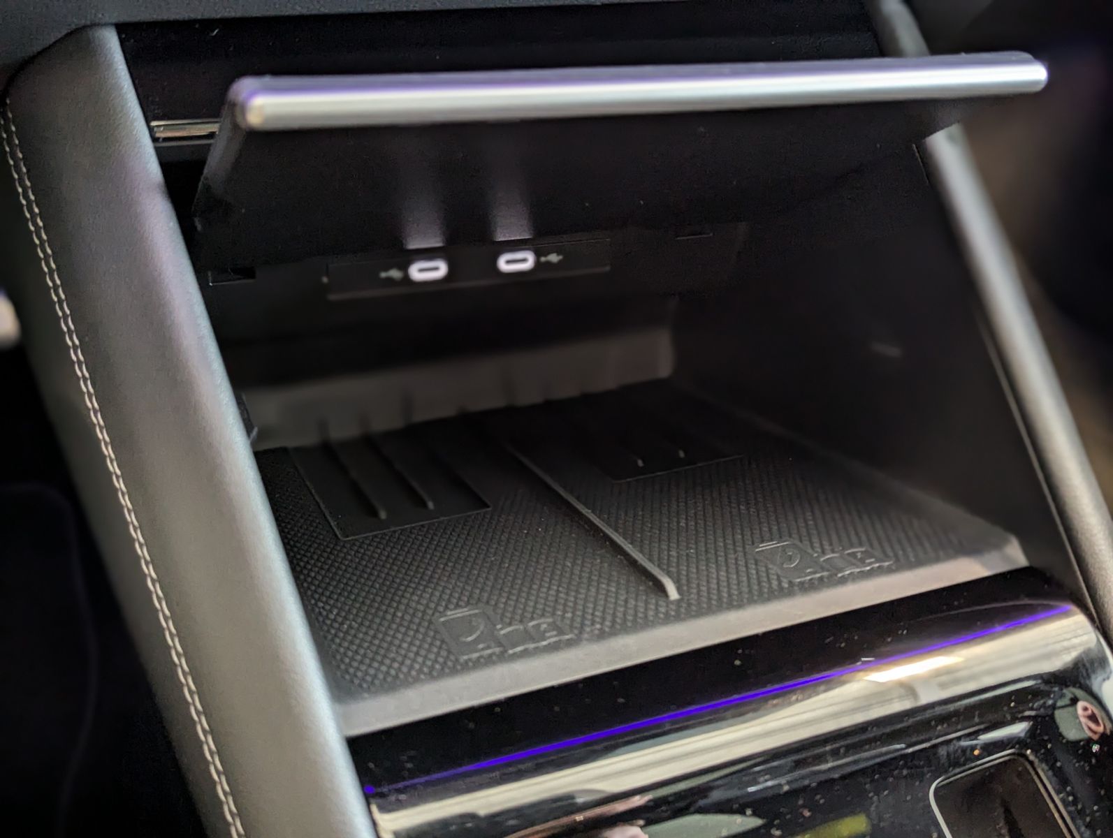 VW Tiguan 2.0TDI R-Line 4M Pano H/K AHK Matrix 20" - Image 26