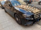 Mercedes-Benz E 250 AMG Line Autom. AMG Line - Mercedes-Benz E 250: Limousine