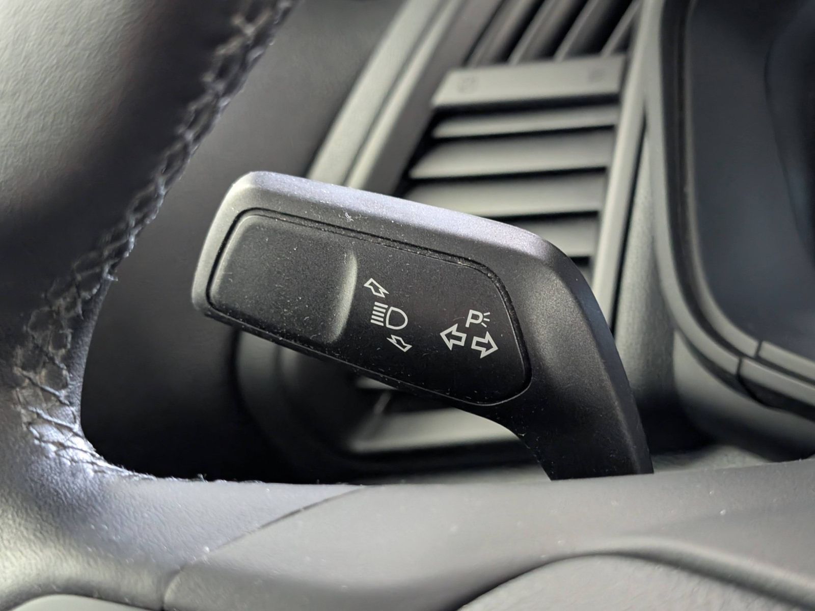 FORD EcoSport 1.0 EcoBoost Titanium Navi B&O – Bild 34