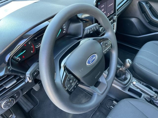 Fahrzeugabbildung Ford Fiesta 1.1 Cool & Connect Tempomat, Klimaanlage