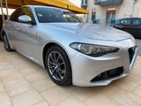 Alfa Romeo Giulia 2.2 Turbodiesel 150 CV Super - silberne Alfa Romeo Giulia