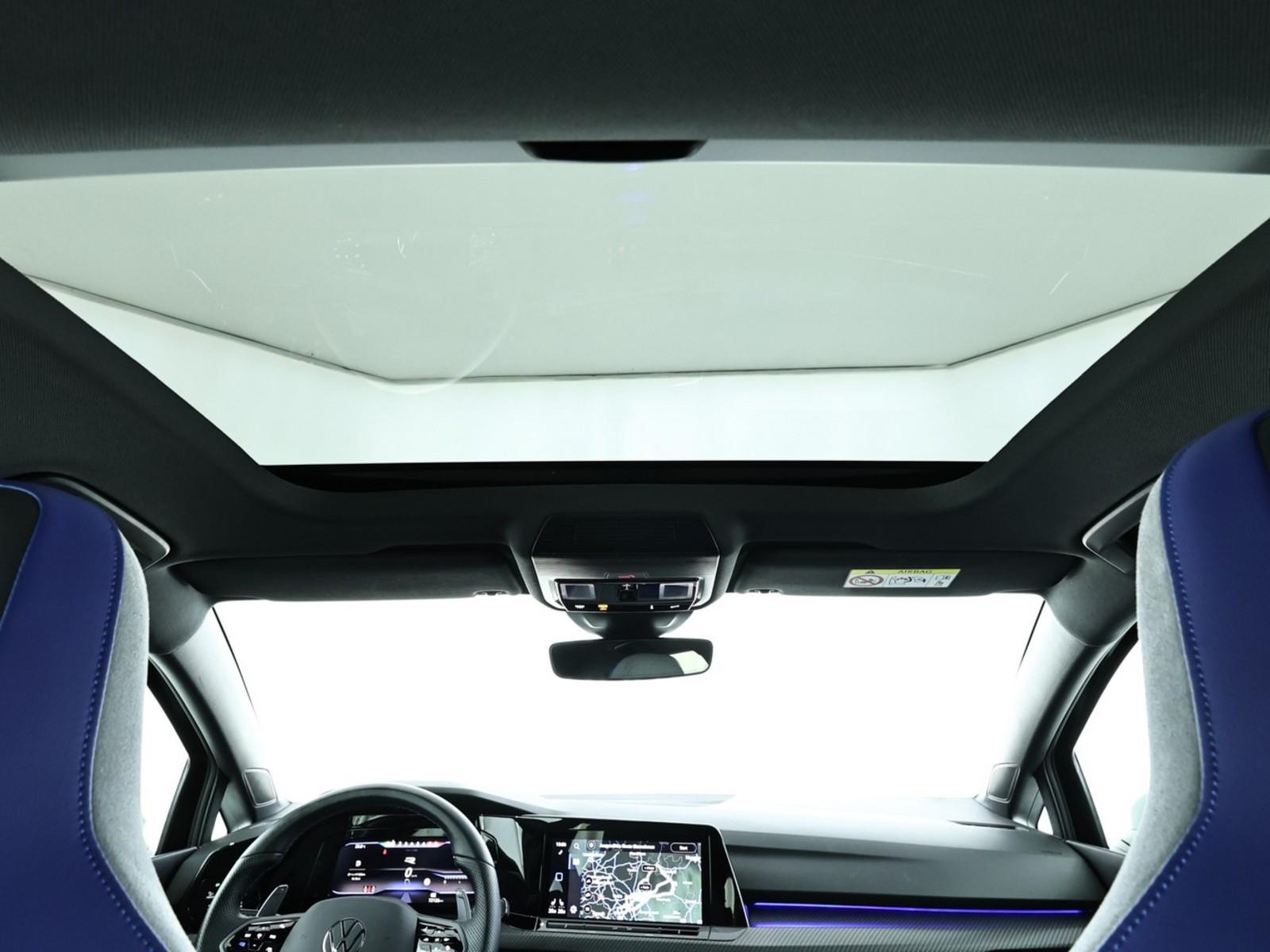 Volkswagen Golf VIII 2.0 TSI R NAV LED R PANO KAM, миниатюра 15
