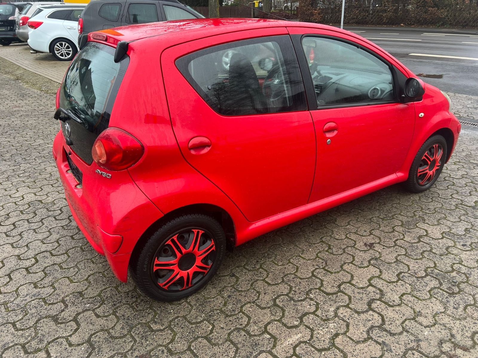 Fahrzeugabbildung Toyota Aygo AYGO