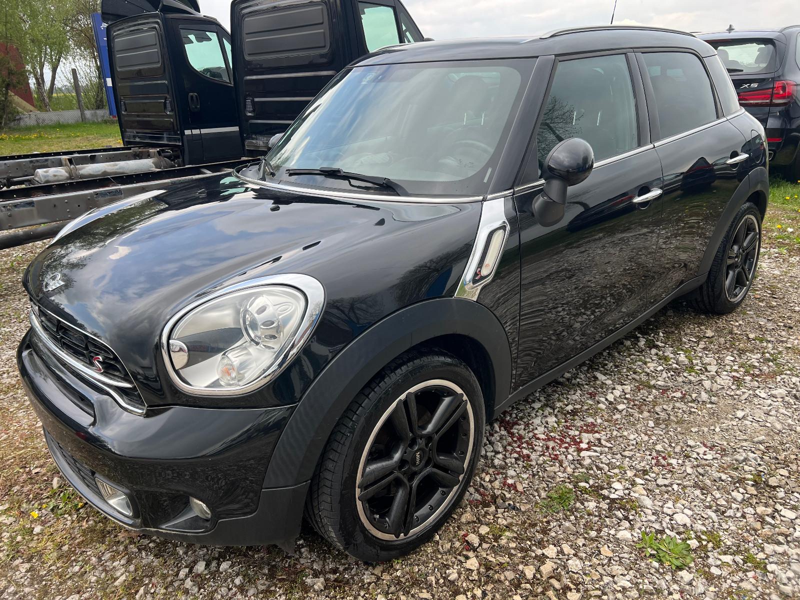 MINI COOPER SD Countryman  All4 .AUTOMATIK;LEDER....