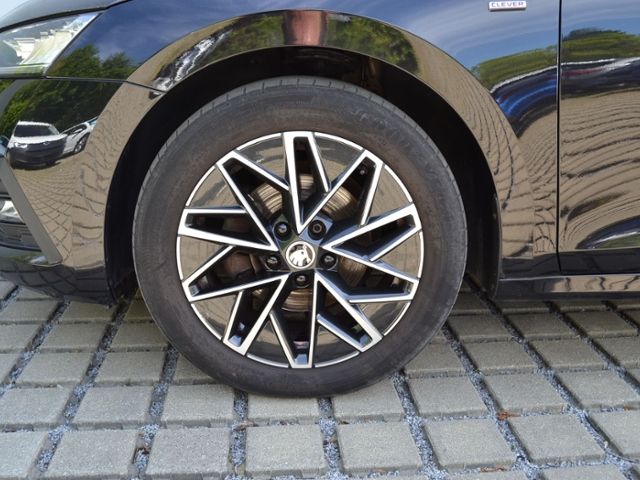 Octavia 1.5 TSI 150 PS Clever AHK/LED/17-ZOLL/NA