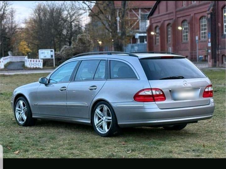Mercedes-Benz  2004 — photo 14