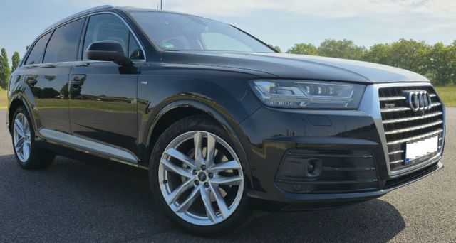 AUDI Audi Q7 3.0 TDI 272 PS