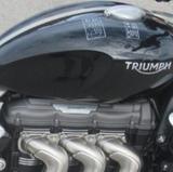 Triumph Rocket R - TRIUMPH SPORTTOURER