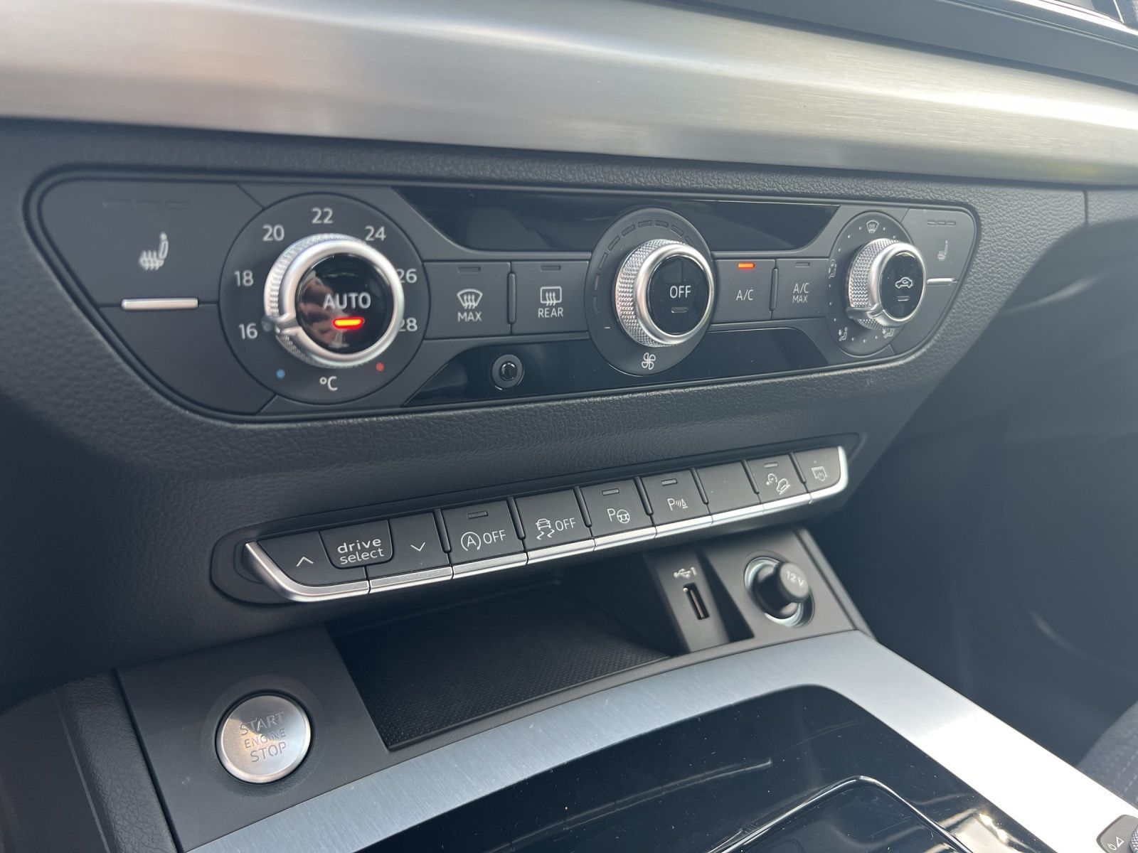 Q5 S line 40 2.0 TDI quattro S tronic AHK*Navi