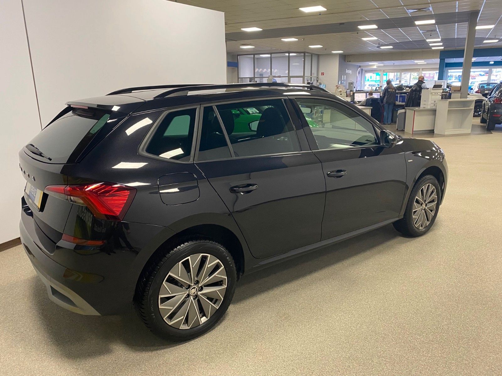 Fahrzeugabbildung SKODA Kamiq 1.5 TSI CLEVER+NAVI+Rück.KAMERA+ALLWETTER+