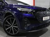 Audi Q4 e-tron 40 ADVANCED S-LINE SPORT BLACK PANORAM - blaue Audi Q4 e-tron