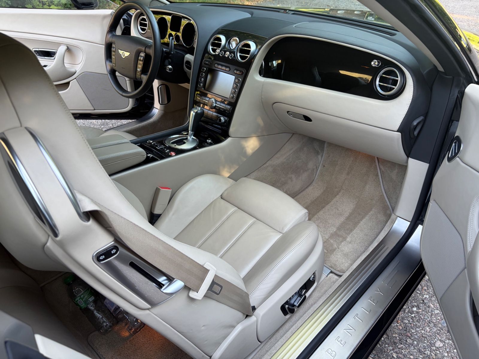BENTLEY Continental GTC 14