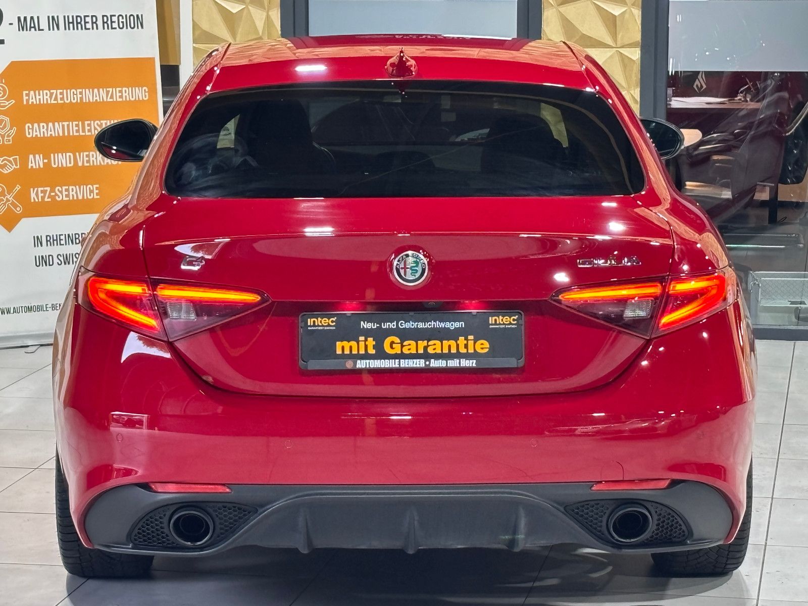 Fahrzeugabbildung Alfa Romeo Giulia Veloce Q4/ACC/MEMORY/KAMERA/NAVI/SOUND/