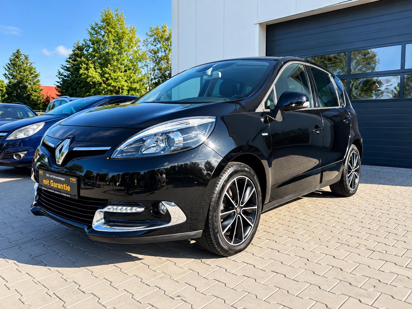 Renault ScenicIII BOSE Edition,Navi,Klima,AHK,TÜV Neu