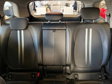 BMW 218 d Gran Tourer Sport Line *Kamera*Klima*Navi*