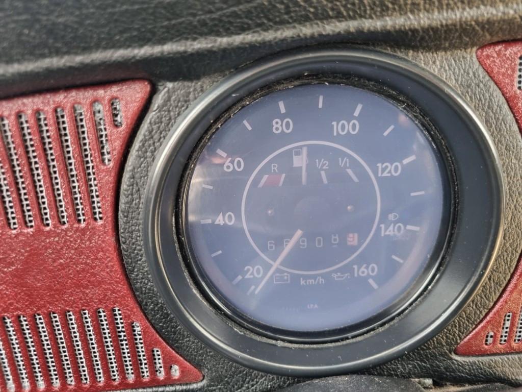 9c00f6ba-0abc-471f-bed2-479eae9cd00f