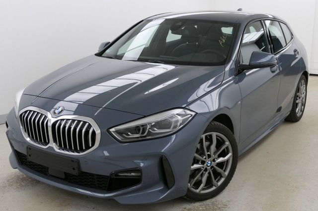 BMW 118 i M Sport *KAMERA* Lenkrad heizbar* LED*1.HA