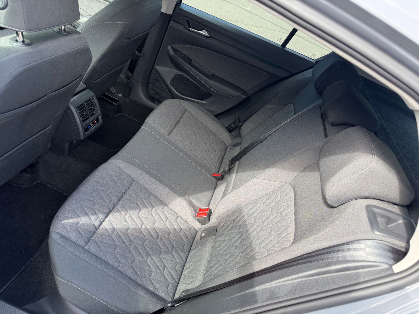 Golf 1,5 TSI Life Panorama ACC 17" CarPlay