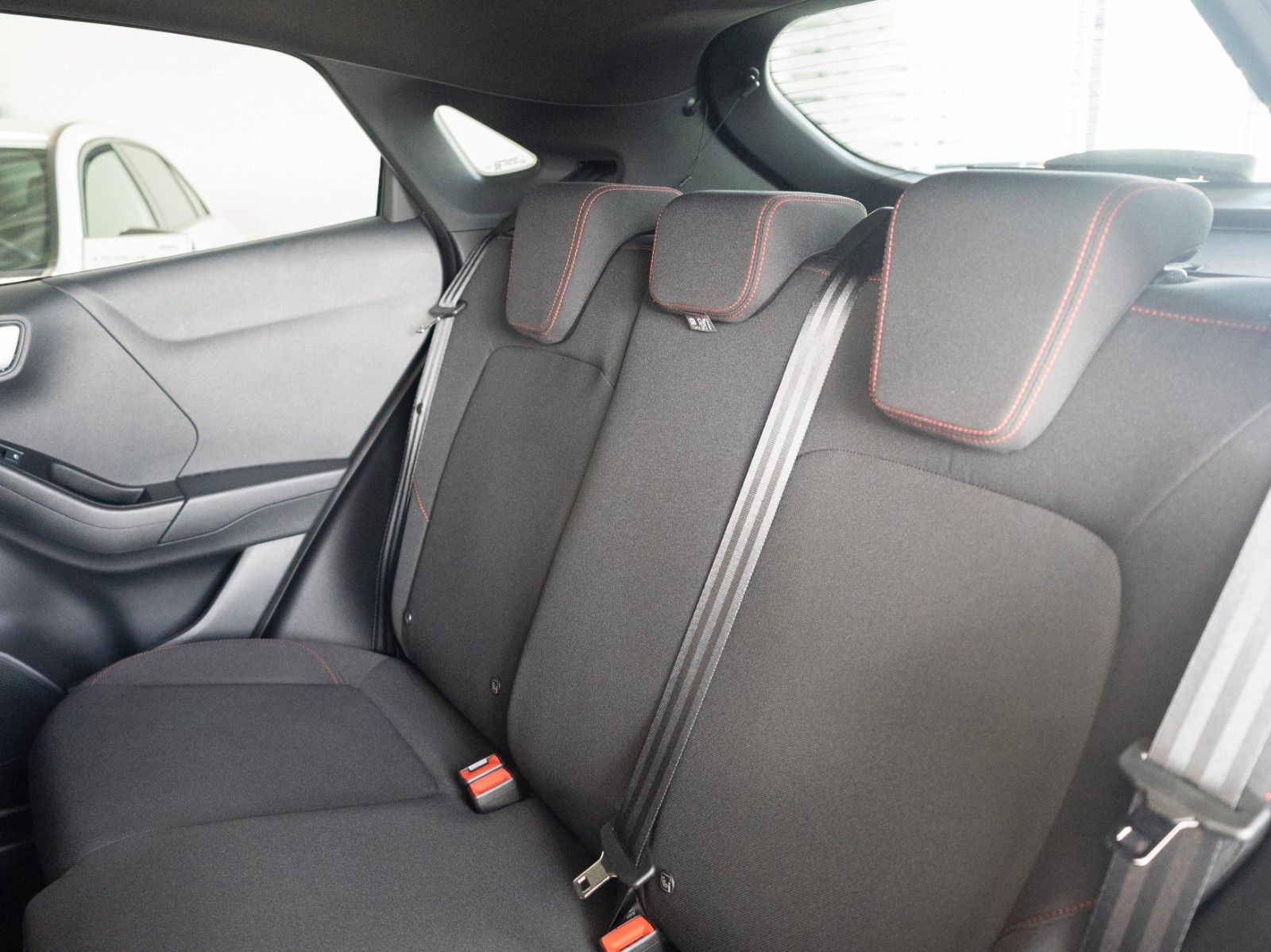 Fahrzeugabbildung Ford Puma ST-Line NEUES MODELL/AUTOM./WINTER-P.
