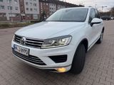 Volkswagen Touareg 3.0 V6  - Volkswagen Touareg mit Benzin-Antrieb: Geländewagen