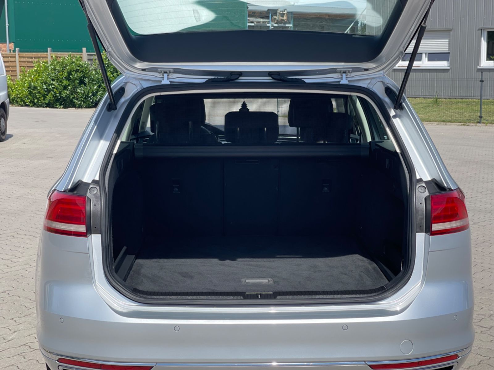 Fahrzeugabbildung Volkswagen Passat Variant Comfortline 2.0l Diesel