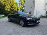 Skoda Superb 2.0 TDI SCR DSG STYLE STYLE - Skoda Superb Gebrauchtwagen in München