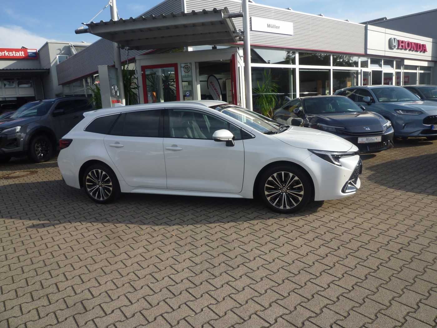 Toyota Corolla Touring Style Hybrid 1.8 Touring  Hybrid imagem 3