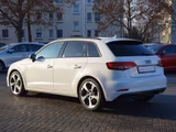Audi A3 Sportback 30 1.0 TFSI sport Klimaaut. DAB USB - Audi A3: Weiß, Scheckheftgepflegt
