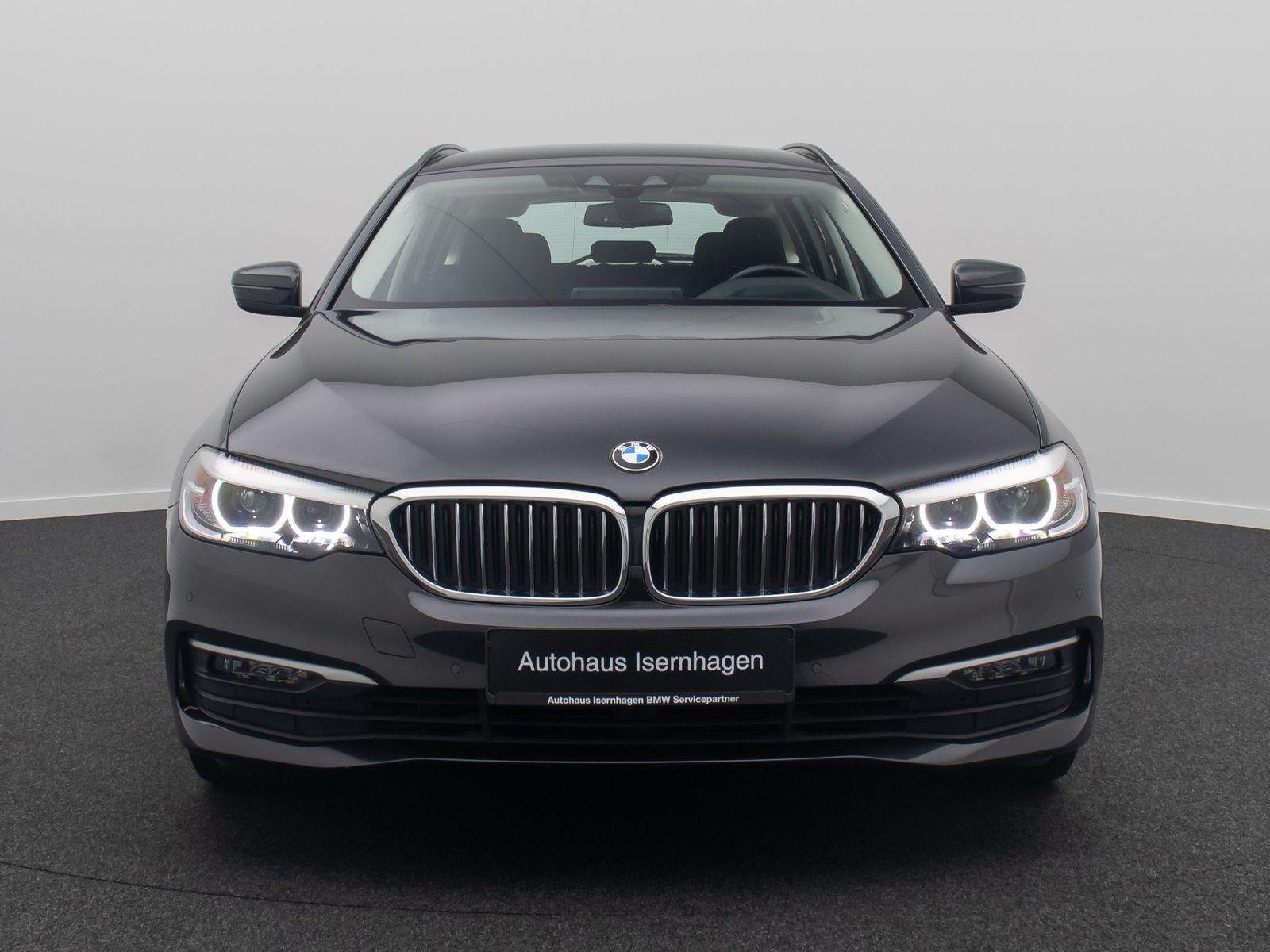 Fahrzeugabbildung BMW 520d Kamera HUD Alarm Geschwindig Sport 18Zoll