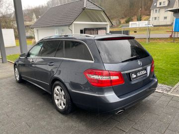 Mercedes E 300 - 8