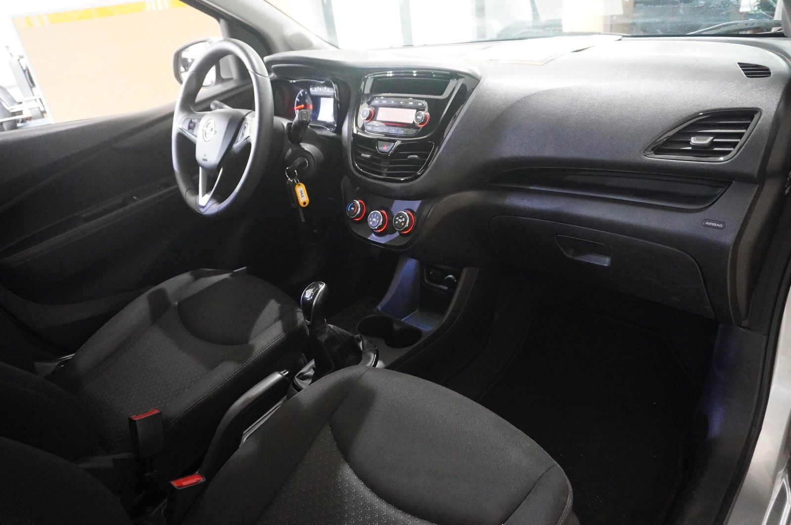 Fahrzeugabbildung Opel Karl 1.0 EDITION 5-TÜR KLIMA/USB/TEMP./BT