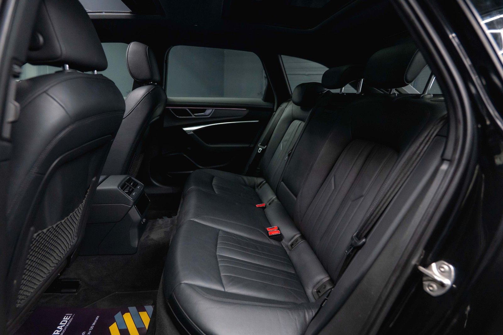 Fahrzeugabbildung Audi A6 Avant 45 TDI quattro Sport design *Pano*ACC*