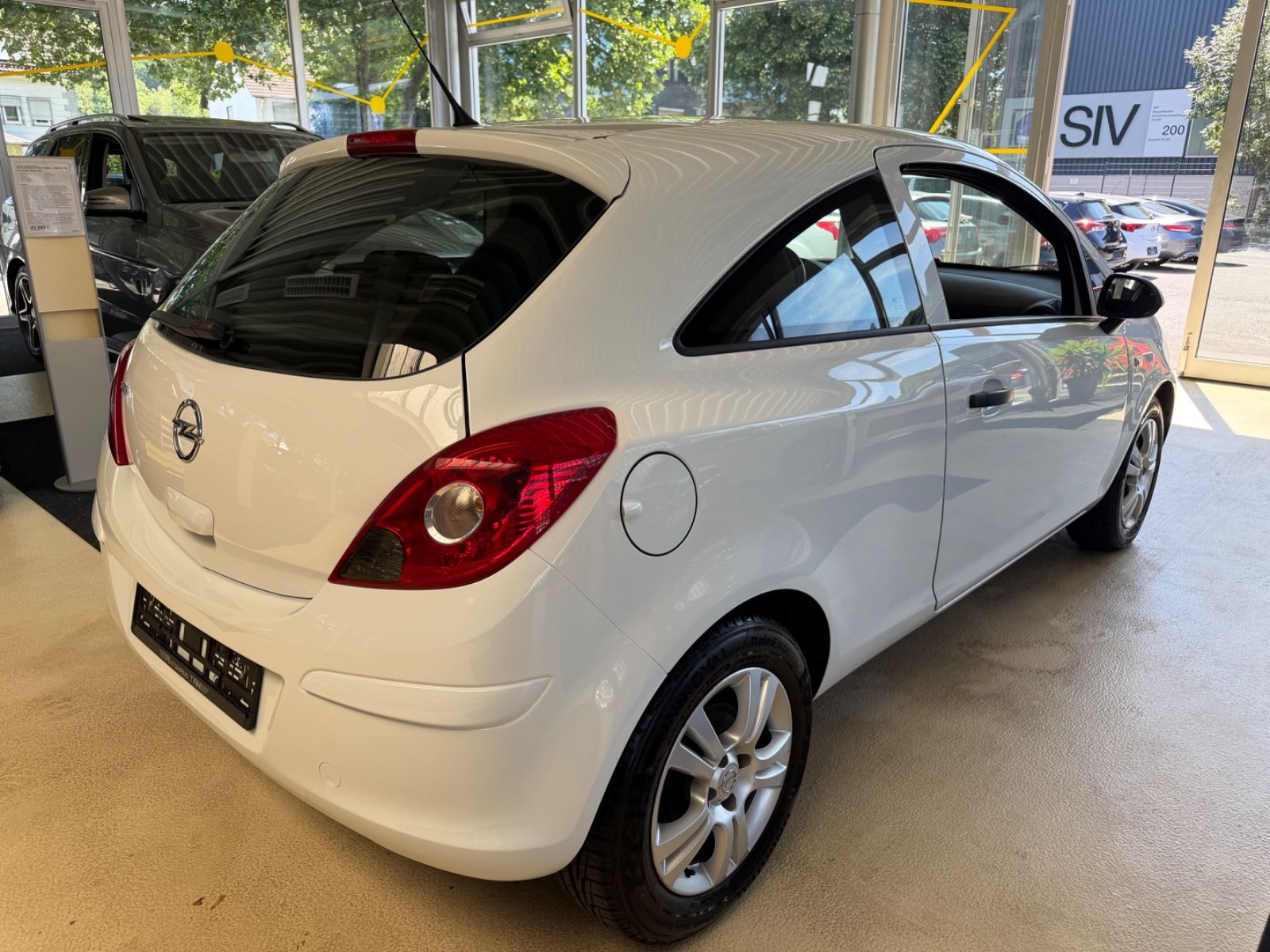 Fahrzeugabbildung Opel Corsa D Selection 1.4 *NUR 45.990KM*