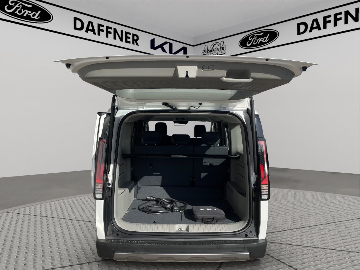Fahrzeugabbildung Kia PV5 Passenger 120 kW Elite Navi LED ACC