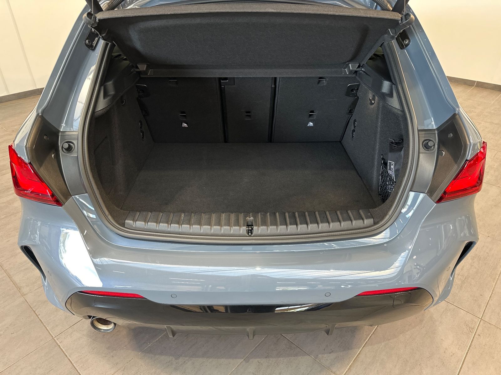 Fahrzeugabbildung BMW 118 i M-Sport NAV+LED+KAMERA+H&K+DA