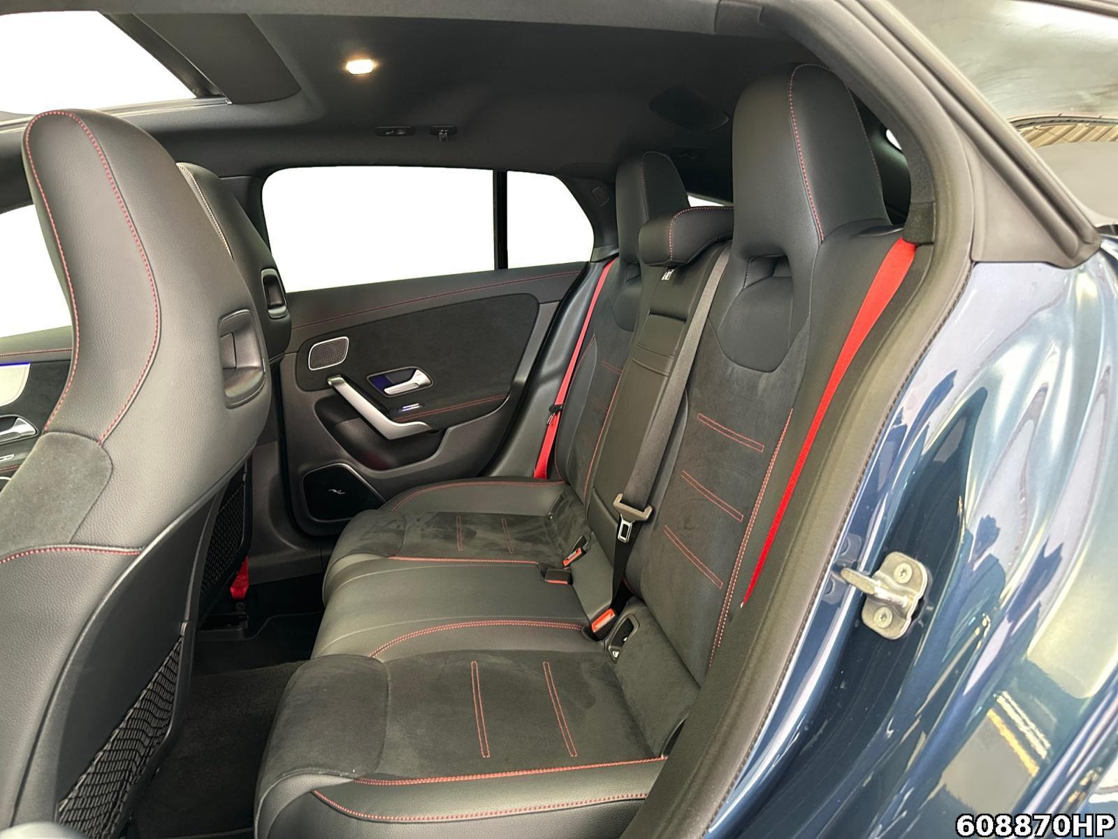 Mercedes-Benz CLA 35 AMG SB 4M Night MULTIBEAM DISTRONIC Pano