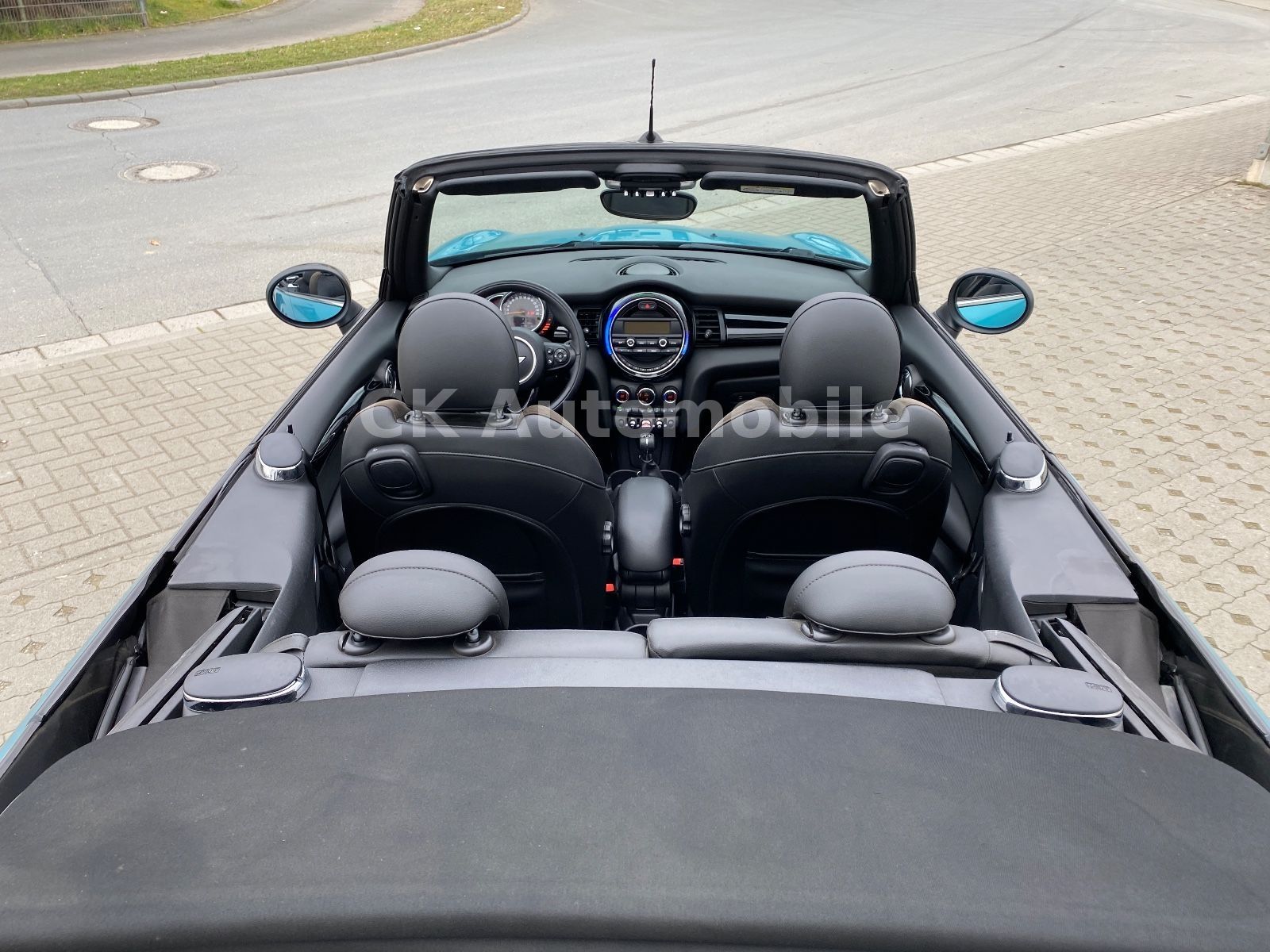 Fahrzeugabbildung MINI Cooper Cabrio  Chili/Leder/LED/PDC/Tempomat