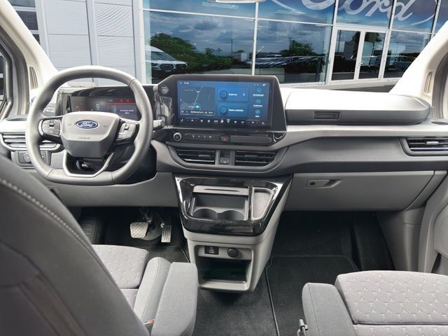 Fahrzeugabbildung Ford Tourneo Custom 2.0 320 L1 Nugget Titanium